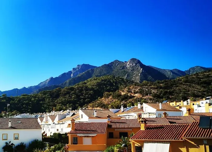 Апартаменти Peaceful Sea&mountain View House Марбелья